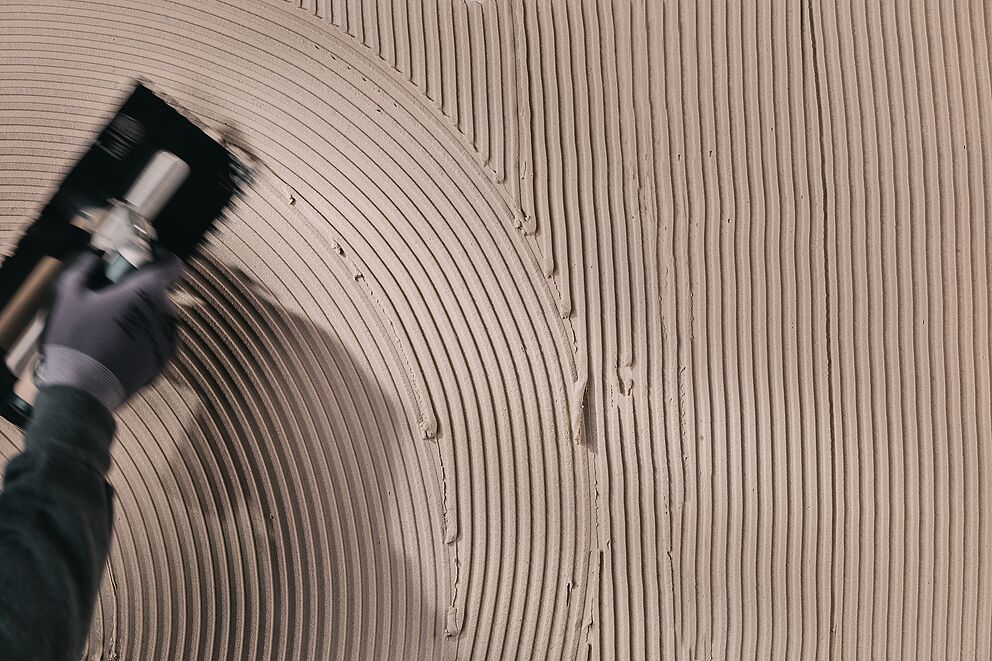 ARDEX CircuTec C8 Aufziehen